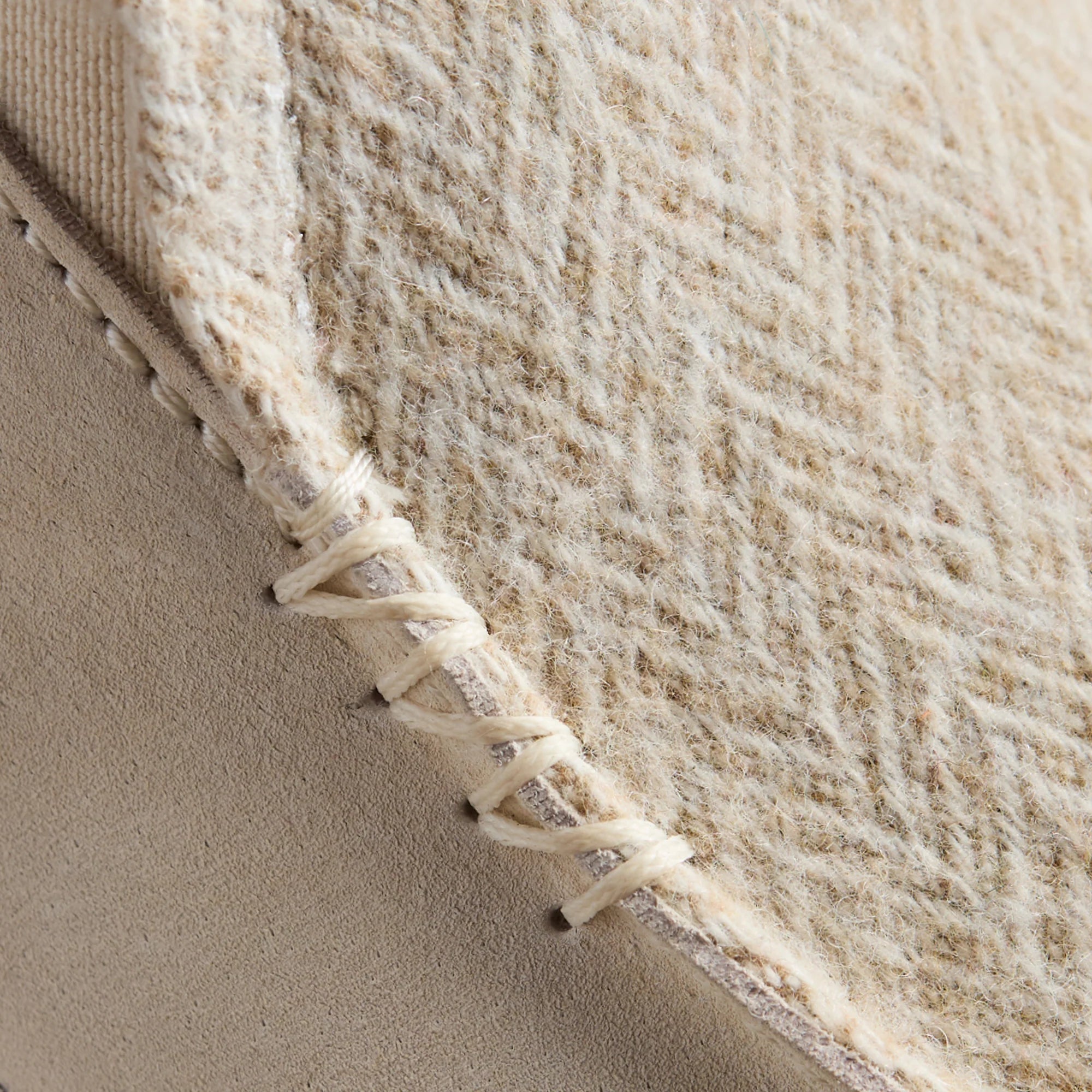 Nohea Slipper - Kapa Stripe / Puka